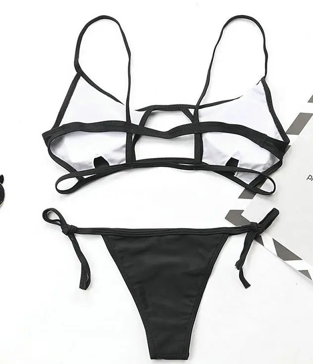 Ausgehöhltes rotes sexy Bikini-Set für Damen, String-Badeanzug, Push-Up-Bademode, 2025, gebundener Tanga, brasilianischer Bikini-Badeanzug, Badebekleidung