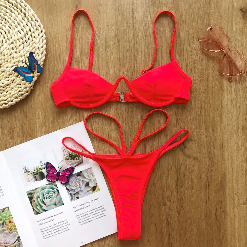 Ausgehöhltes rotes sexy Bikini-Set für Damen, String-Badeanzug, Push-Up-Bademode, 2025, gebundener Tanga, brasilianischer Bikini-Badeanzug, Badebekleidung