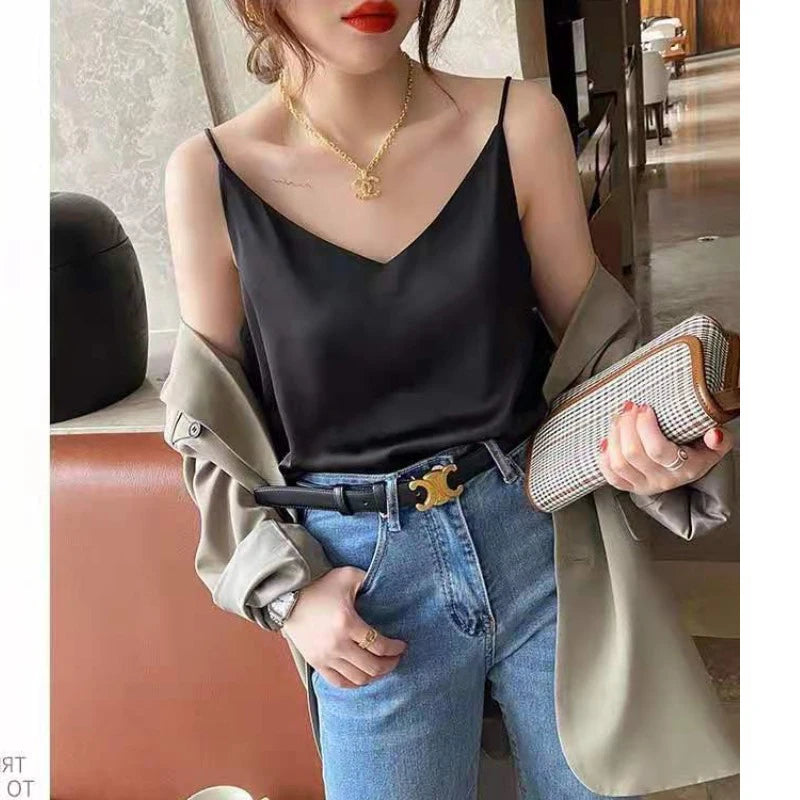 Sexy Riemen Crop Top Frauen Neck holder V-Ausschnitt Basic weiß schwarz Cami ärmellose Satin Tube Tank Tops Frauen Sommer Y2k Leibchen
