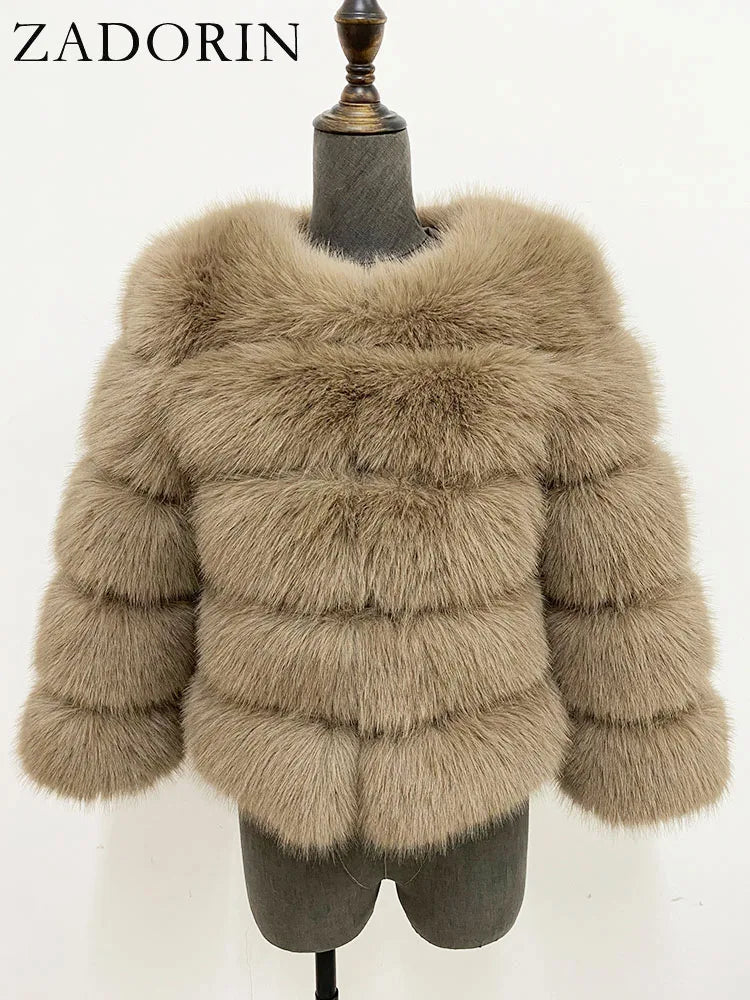 ZADORIN S-6XL Nerz Mantel Winter Schwarz Weiß Faux Pelzmantel Frau Elegante Flauschige Faux Pelz Jacke Top Kurze Pelz Mäntel Frau Kleidung