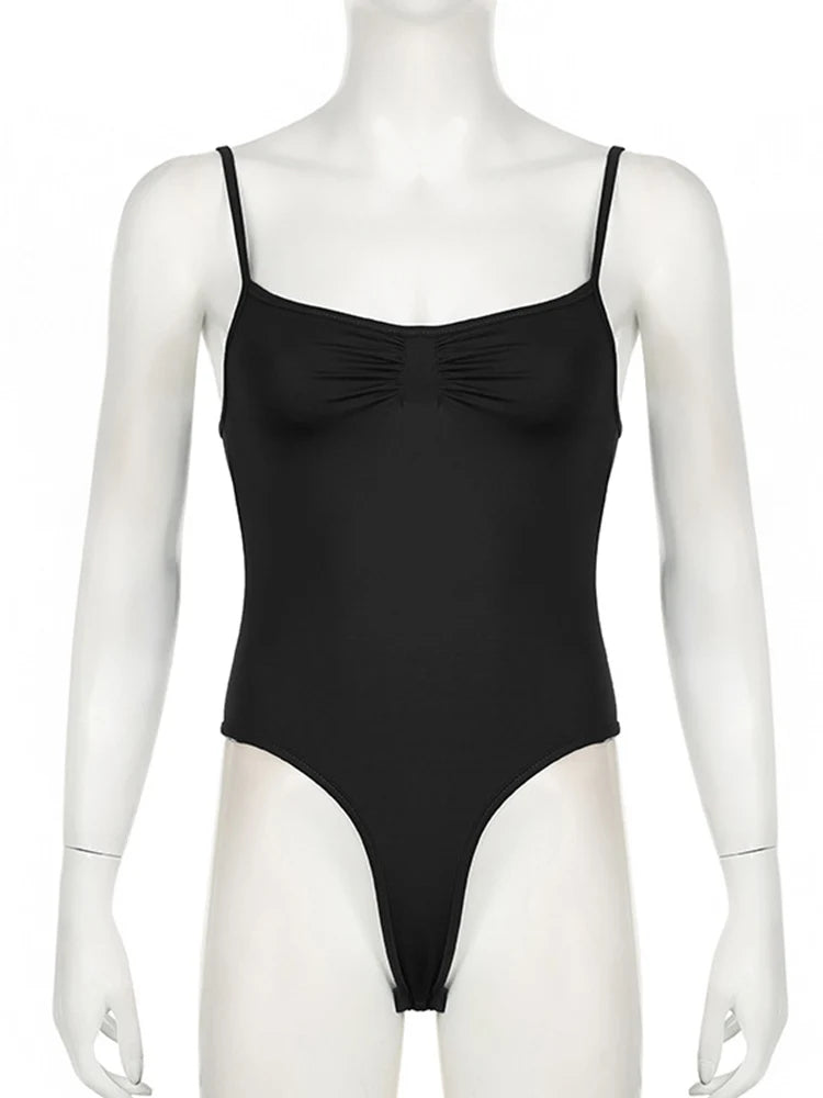 Sweetown Damen-Body, ärmellos, dünn, gerafft, schwarz, Spaghettiträger, solide, schlicht, Basic, sexy Leibchen für den Urlaub