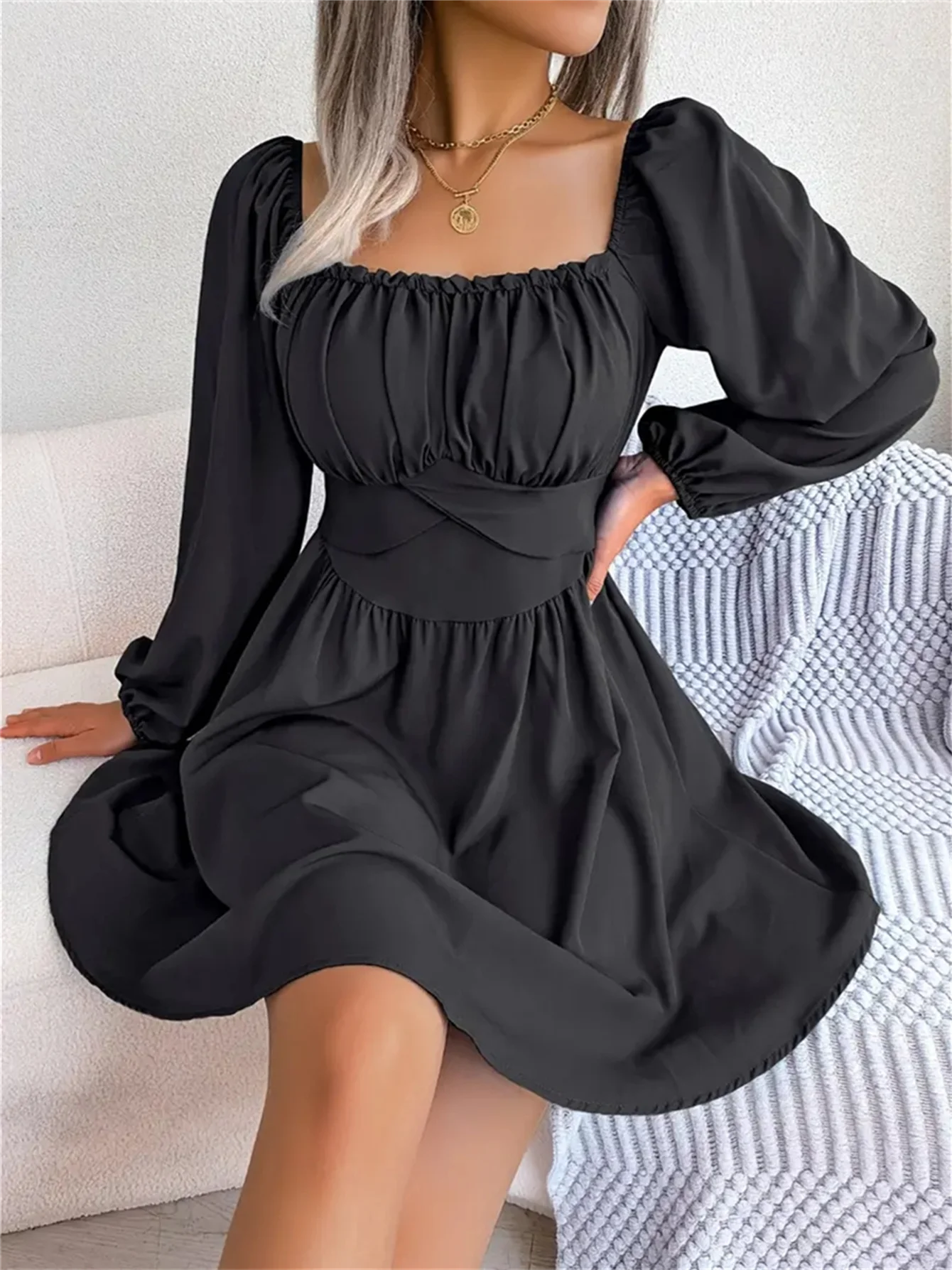 Lässiges, gerüschtes, langärmliges Kleid mit quadratischem Ausschnitt und Rüschenbesatz für Frühling und Herbst, Damenbekleidung