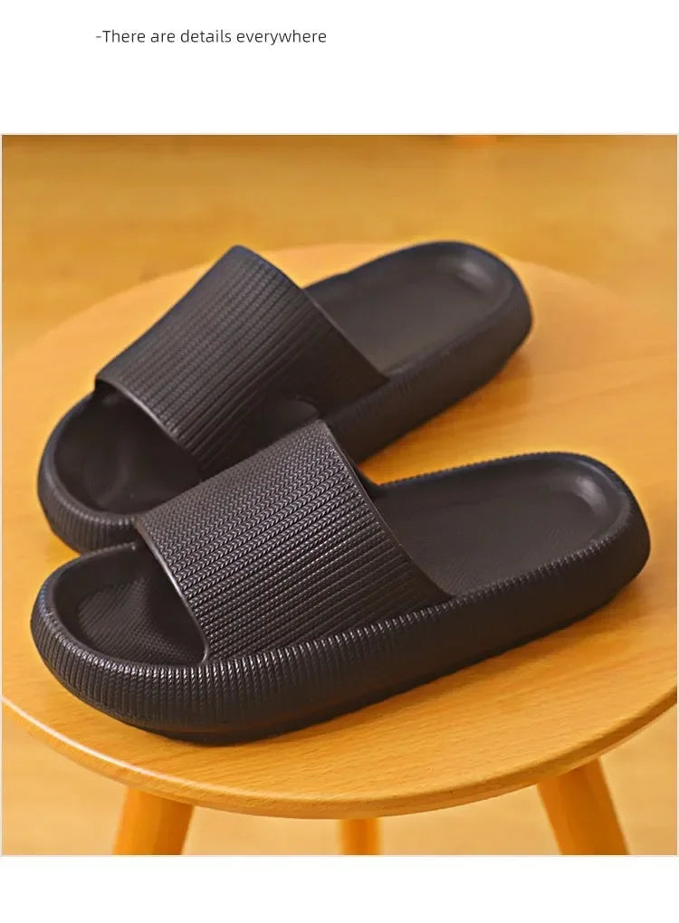 EVA-Strandpantoffeln mit dicker Sohle, 4 cm, wolkenartiger Komfort, Heimgebrauch, Paar, höhenvergrößernde, einfarbige Sommersandalen für den Innenbereich