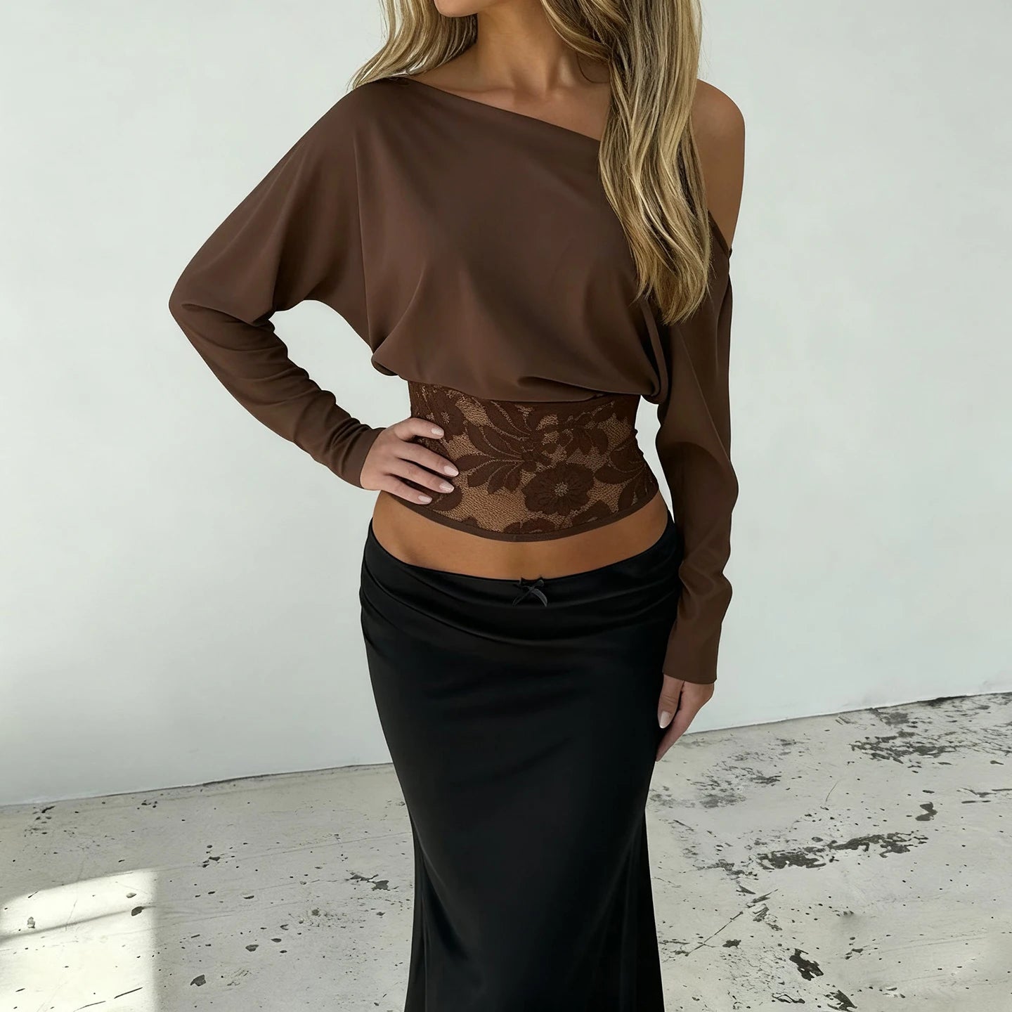 SUCHCUTE Elegantes, schulterfreies, mit Spitzen besetztes, tailliertes Top, Retro-Streetwear, solides Langarm-T-Shirt für Damen, Frühling und Sommer